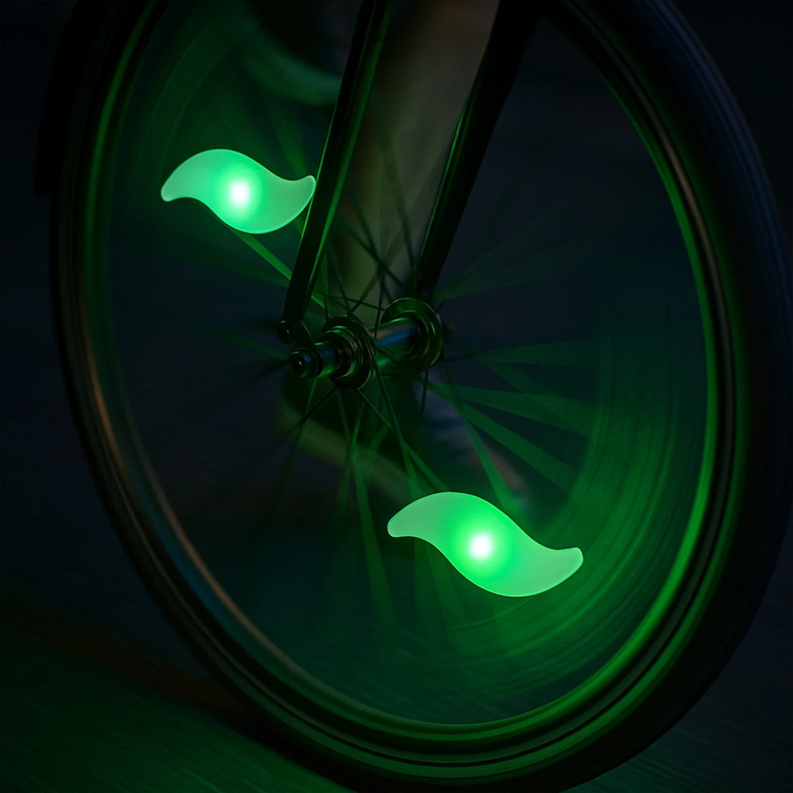 LAMPKA ROWEROWA LED NA SZPRYCHY ROWERU KOŁO KOŁA NAKŁADKA ŚWIĘCĄCA ROWER
