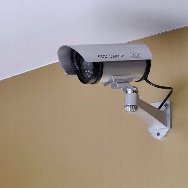 KAMERA ATRAPA IR LED MONITORING KAMERA ZEWNĘTRZNA ŚCIENNA Z DIODĄ MIGAJĄCA