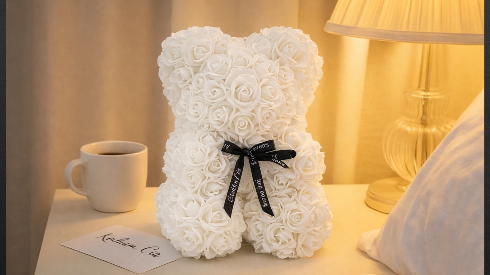 MIŚ Z RÓŻ 25cm + BOX - biały