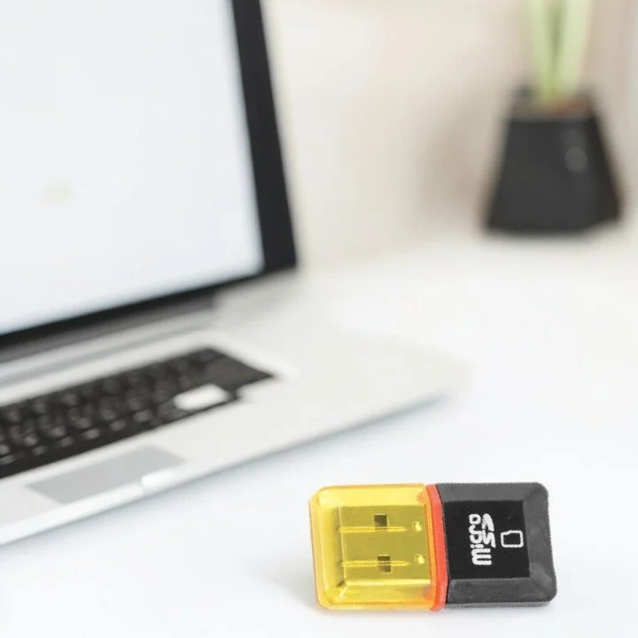 CZYTNIK KART MICRO SD SDHC CZARNY