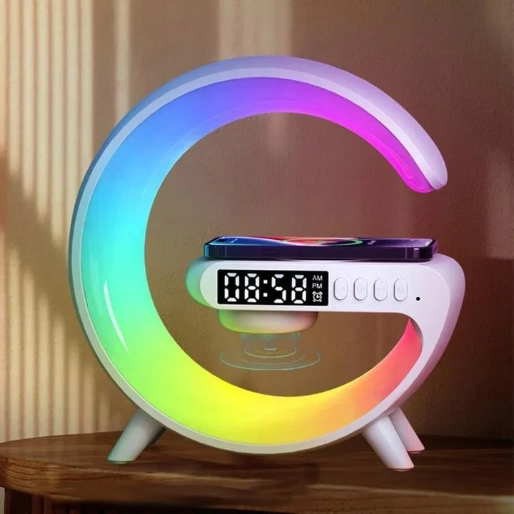 GŁOŚNIK LAMPKA NOCNA LED GAMINGOWA RGB ŁADOWARKA INDUKCYJNA ZEGAR RADIO
