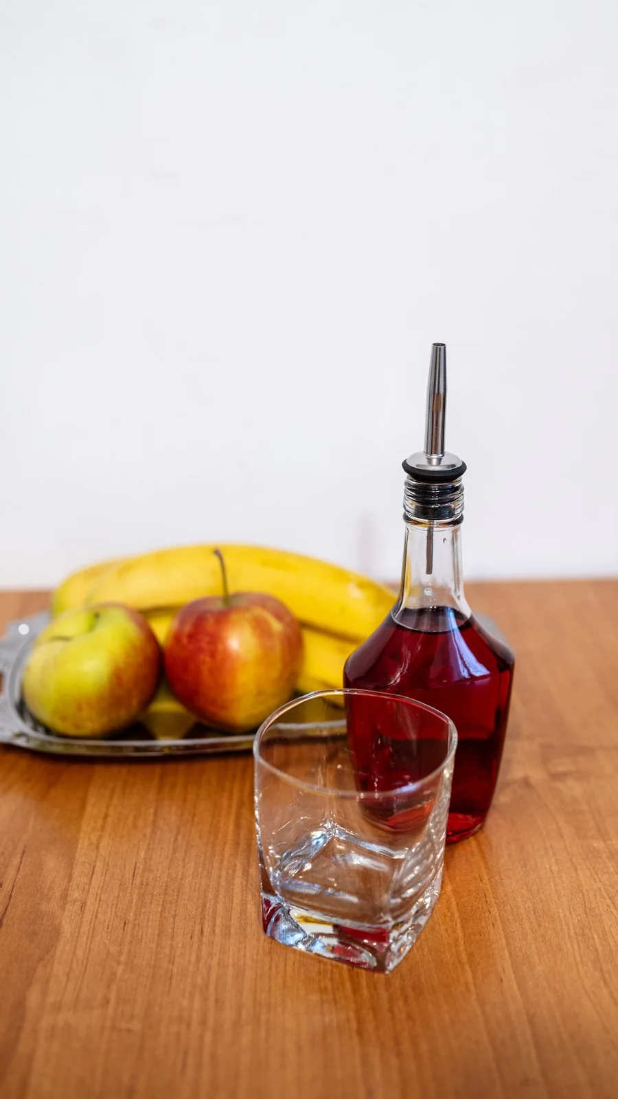 DOZOWNIK NALEWAK DO ALKOHOLU + ZATYCZKA KOREK DO BUTELKI 1SZT